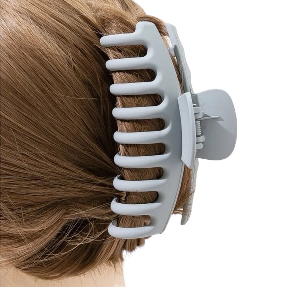 New 5 pk multi color claw clips for hair - Picture 4 of 4